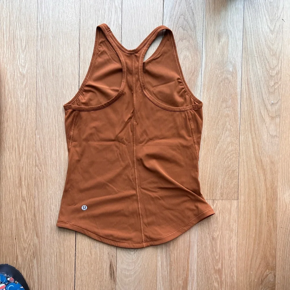 Tank - Picture 2 of 2